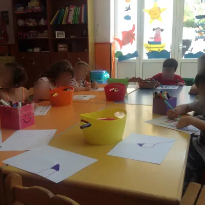 Paizontas Kai Zwgrafizontas1 16
